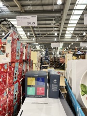 Thread 6 - the one with Otis and the Christmas miracle