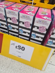 Thread 6 - the one with Otis and the Christmas miracle