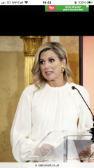 Royal Style: monkey nuts or emeralds? The discussion continues...