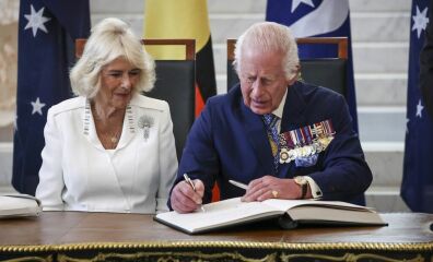 Royal Style: monkey nuts or emeralds? The discussion continues...