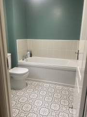 What colour to paint my bathroom (also vinyl floor suggestions please)