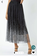 How would you style this skirt for Christmas?