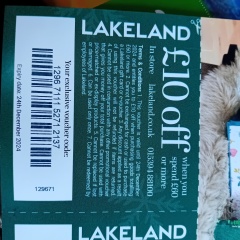 Thread 6 - the one with Otis and the Christmas miracle