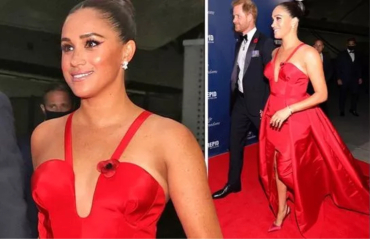 Royal Style: monkey nuts or emeralds? The discussion continues...