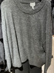 What do overweight 40+ women wear on a night out?