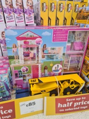 Thread 6 - the one with Otis and the Christmas miracle