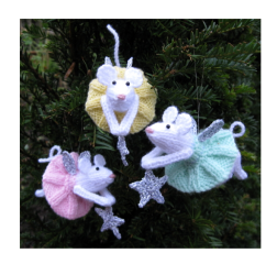 Bluestockings & Orange Wellies: Welcome to the Degu Station!