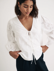 Blouses that are a bit special/vintage/classic in fabric and style