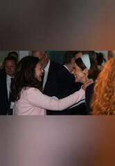 Royal Style: monkey nuts or emeralds? The discussion continues...