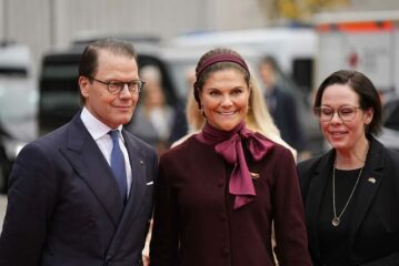 Royal Style: monkey nuts or emeralds? The discussion continues...