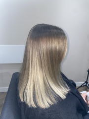 Hairdresser messed up my hair, am I being unreasonable asking for a refund?