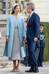 Royal Style: Welcome to the Court of the Dragon Queen!