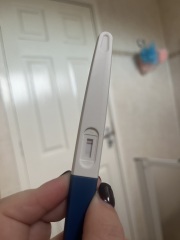AM I PREGNANT?