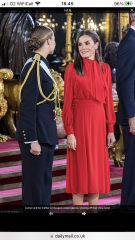 Royal Style: monkey nuts or emeralds? The discussion continues...