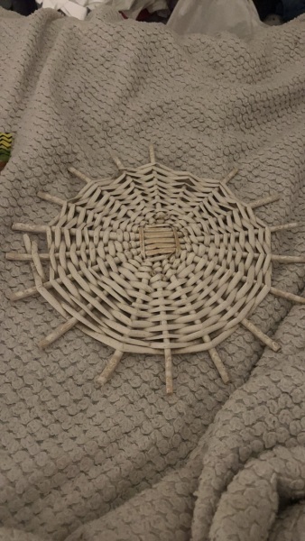 round wicker laundry basket lid only?