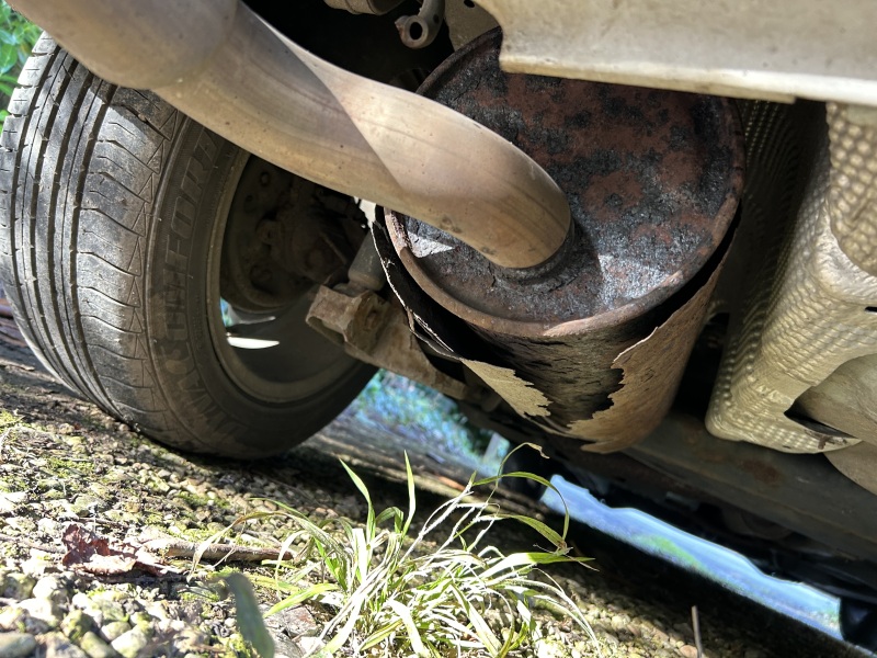 Is this car drivable? Quick help please (photo included)