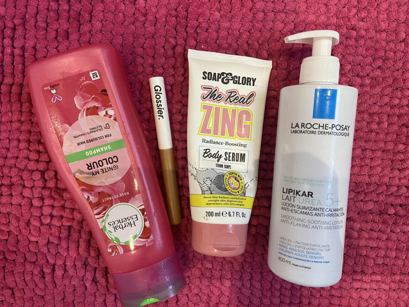 Tempted by beauty treats? Addicted to buying beauty products? Is your collection bursting with favourites? Join fellow beauty lovers in this supportive group!