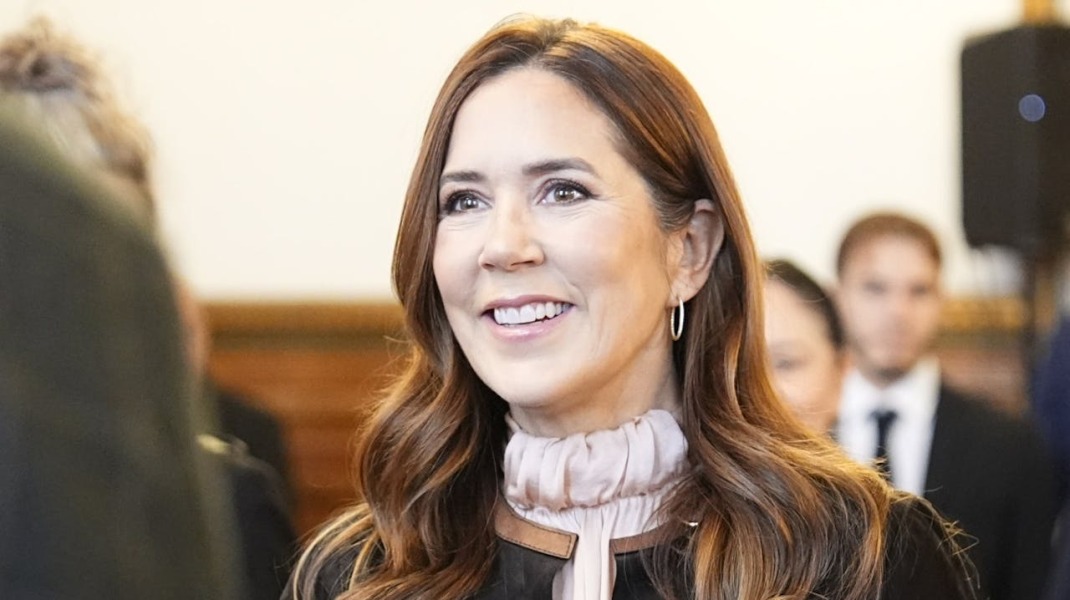 Royal Style: Welcome to the Court of the Dragon Queen!