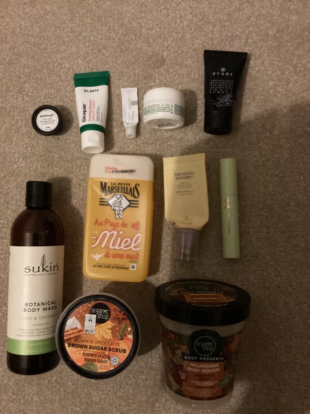 Tempted by beauty treats? Addicted to buying beauty products? Is your collection bursting with favourites? Join fellow beauty lovers in this supportive group!