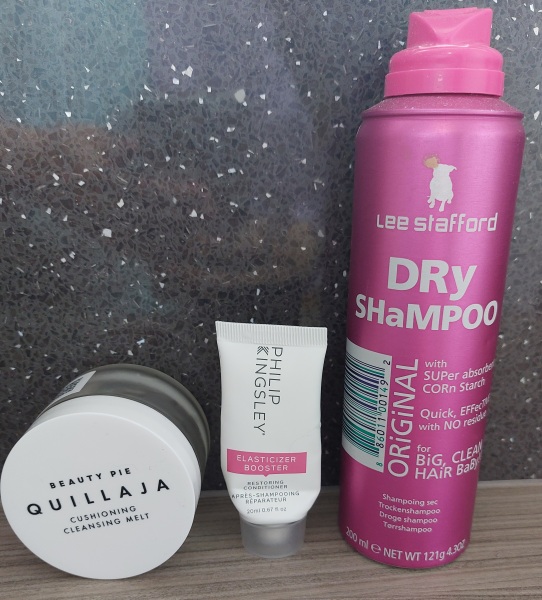 Tempted by beauty treats? Addicted to buying beauty products? Is your collection bursting with favourites? Join fellow beauty lovers in this supportive group!