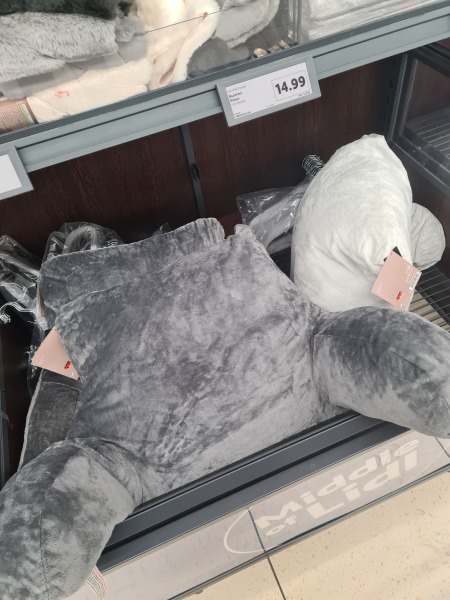 Thread 12 - the one with an extendable honk