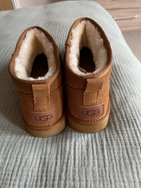 Fake UGGs?