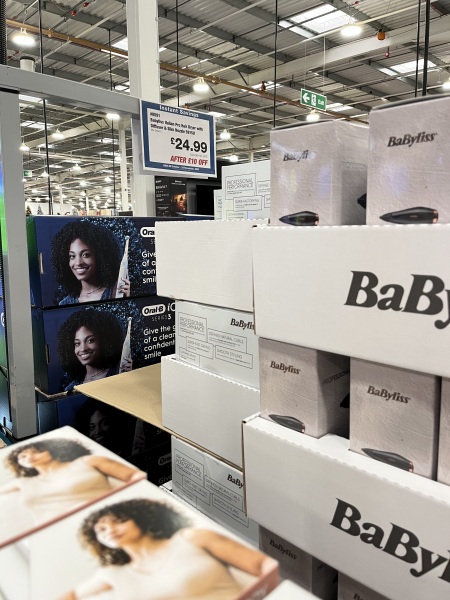 Thread 12 - the one with an extendable honk