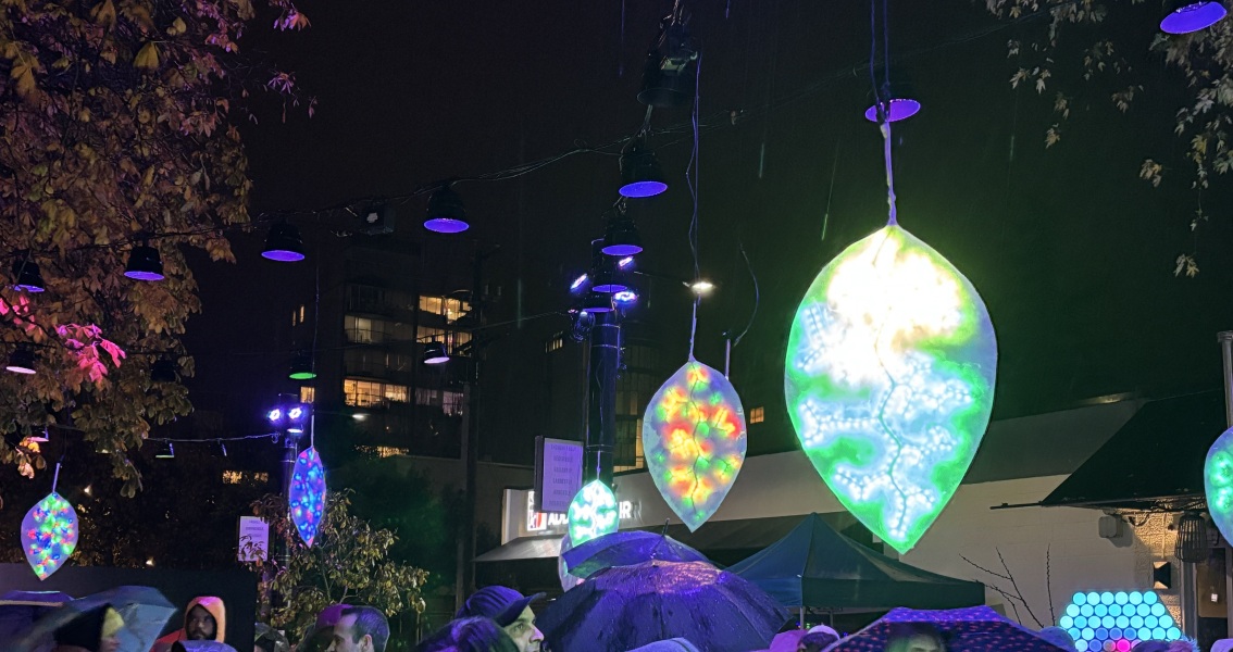 Come and tell me your dull and unexciting news 31: Calmly through the day