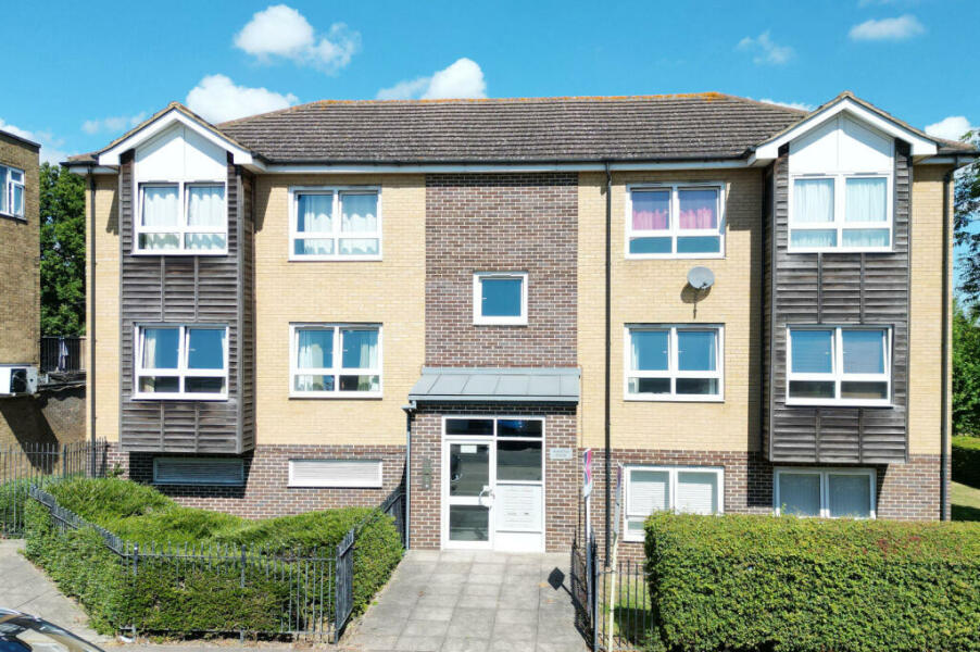 Opinion on buying a leasehold flat