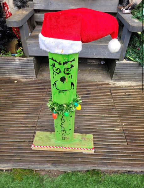 Facebook Christmas Tat
