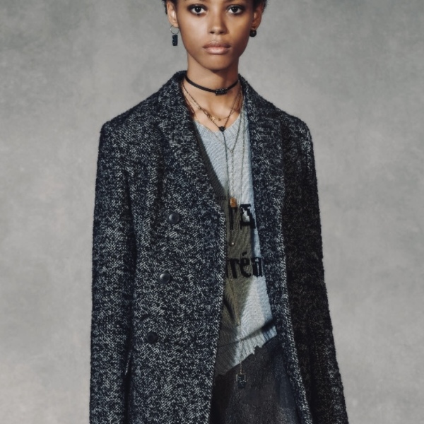 Ankle-Length Winter Coat Dilemma — Stylish vs Practical