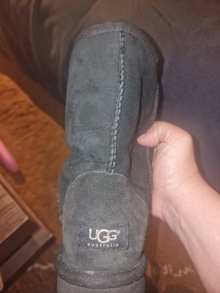 Have I been scammed? Are these UGG boots genuine?