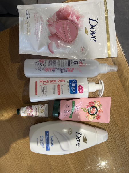 Tempted by beauty treats? Addicted to buying beauty products? Is your collection bursting with favourites? Join fellow beauty lovers in this supportive group!