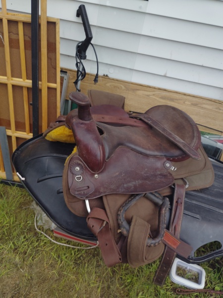 Tennessee Ranch and trail saddles?