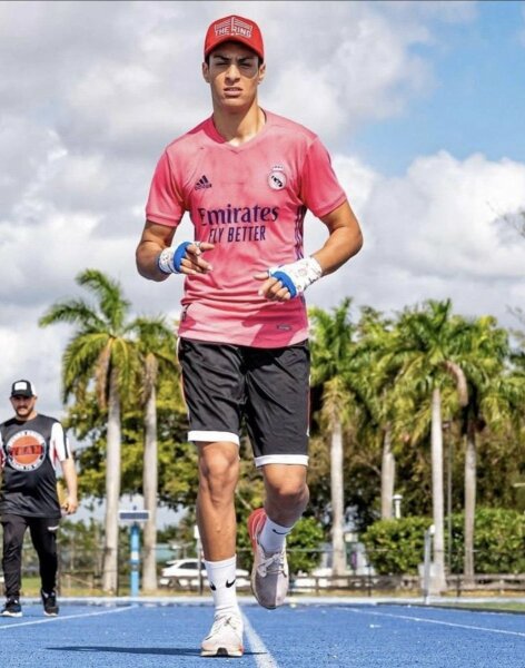 imane khelif has been allegedly confirmed to be a man.