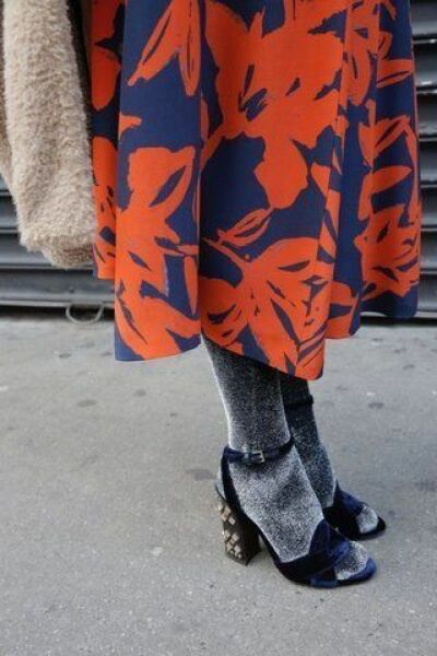 Is tights with open toed shoes a no-no?