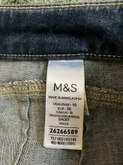 I get the dreaded camel toe in every pair of leggings I ever buy and it’s starting to piss me off