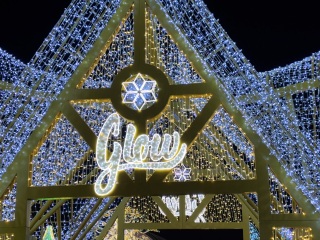 Come and tell us your dull and unexciting news 32: Calmly through the day