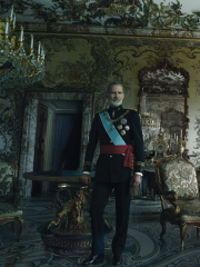 Royal Style: Welcome to the Court of the Dragon Queen!