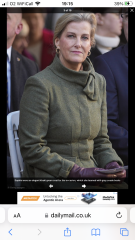 Royal Style: Welcome to the Court of the Dragon Queen!