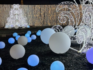 Come and tell us your dull and unexciting news 32: Calmly through the day