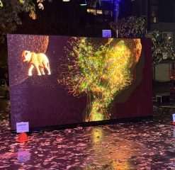 Come and tell me your dull and unexciting news 31: Calmly through the day