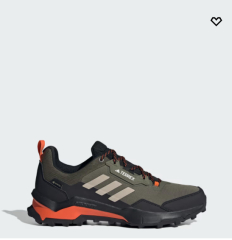 What shoes does your 14/15yesr old Ds wear in the winter?