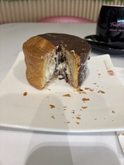 Come and tell me your dull and unexciting news 31: Calmly through the day