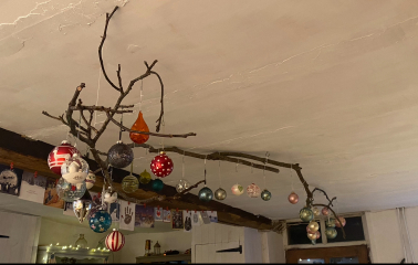 Christmas Tree argument with DH