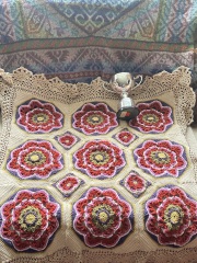 Does anyone knit / crochet / sew / create items for their home?