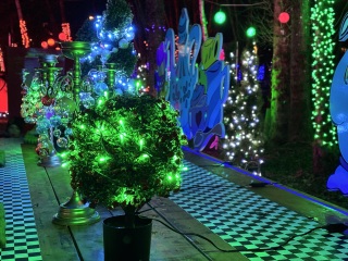 Come and tell us your dull and unexciting news 32: Calmly through the day