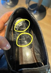 Can anyone identify these shoes?