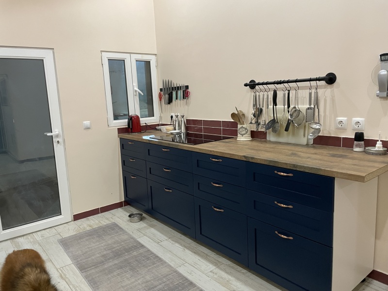 Can't decide on the colour of new kitchen