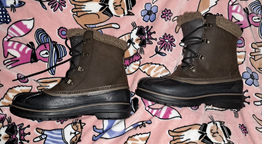 Bluestocking: the one where Boiled gets to the bar first!